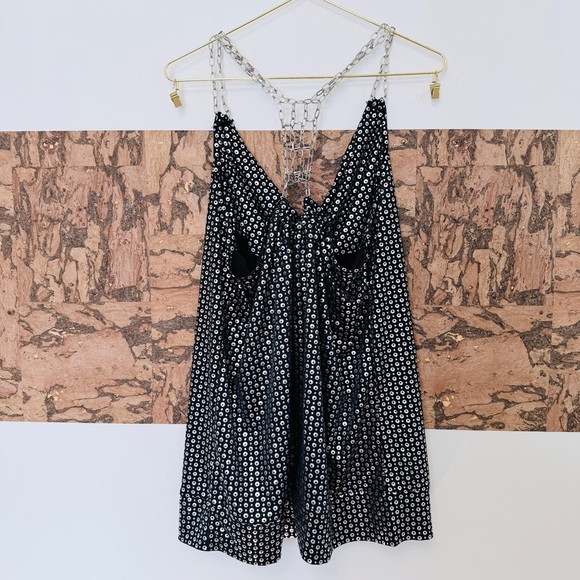 Chain Mail Back Top - Picture 5 of 5